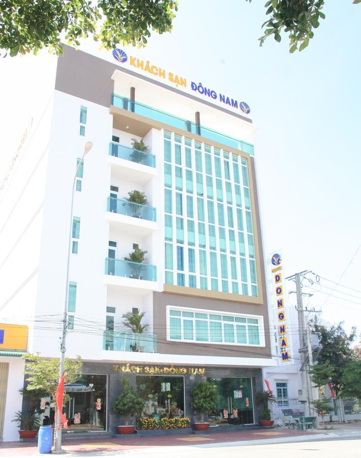 Dong Nam Hotel Phan Rang Luaran gambar