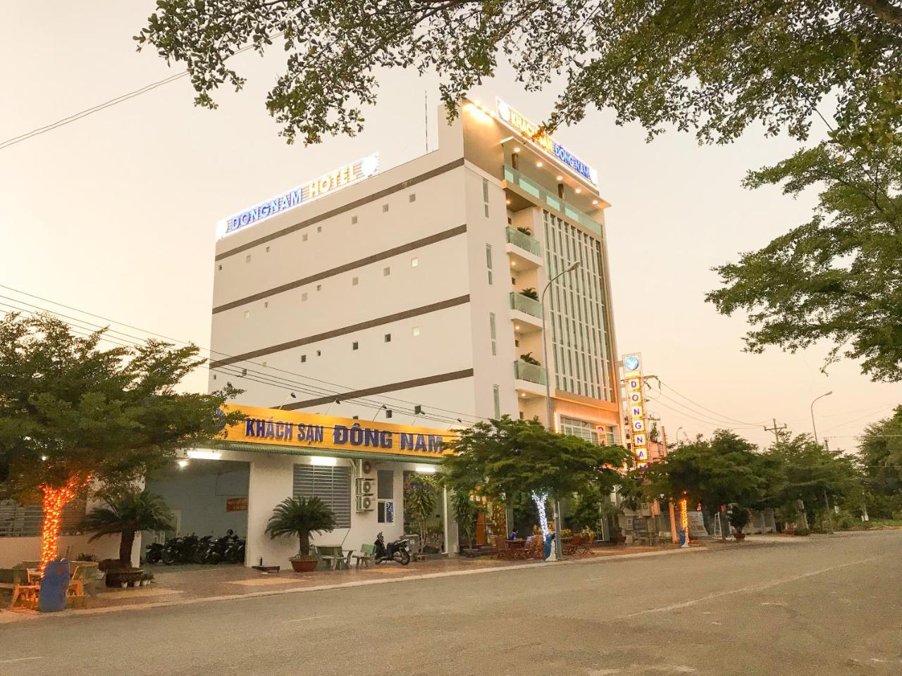 Dong Nam Hotel Phan Rang Luaran gambar